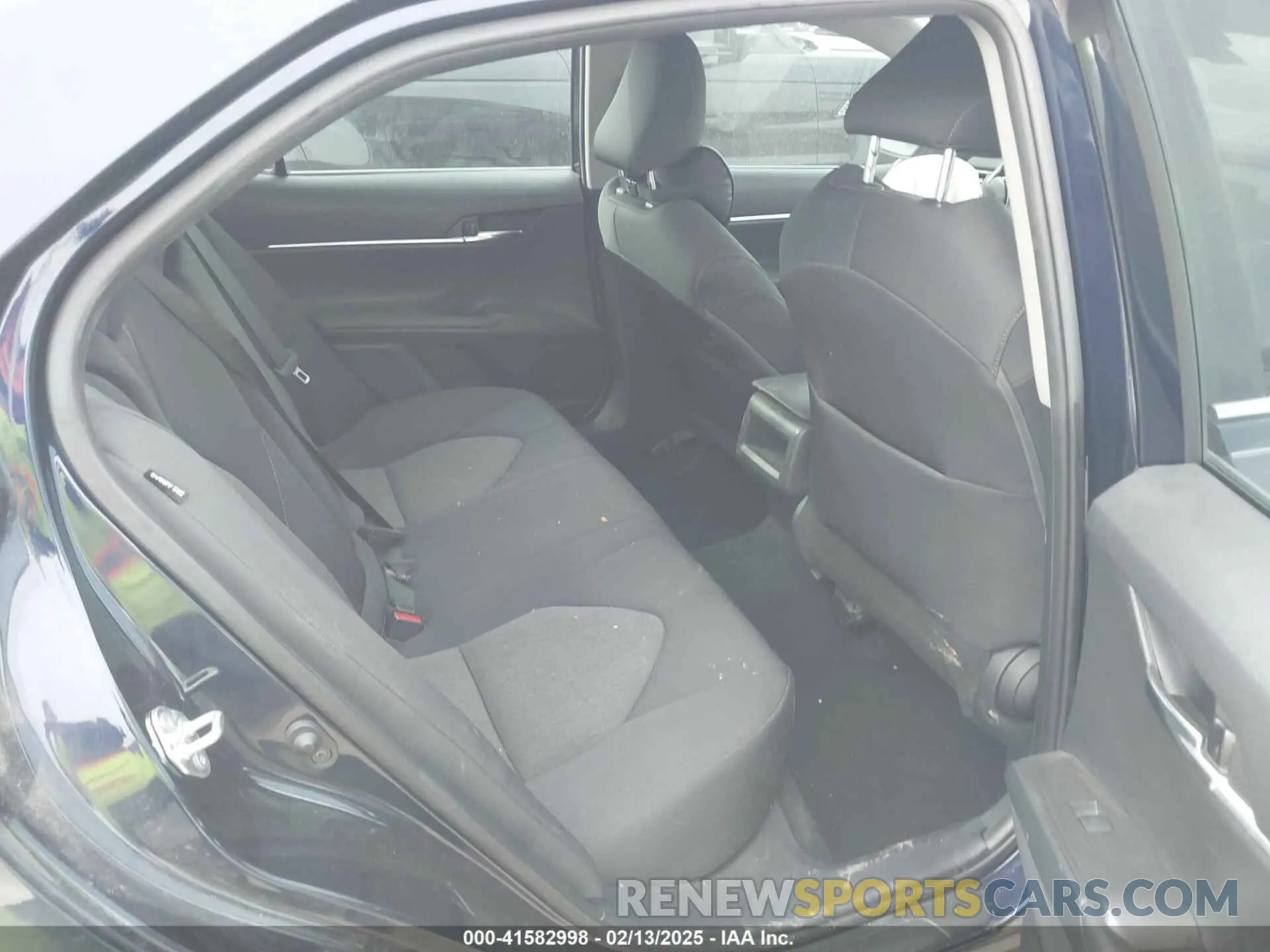 8 Photograph of a damaged car 4T1C11AK0NU674547 TOYOTA CAMRY 2022