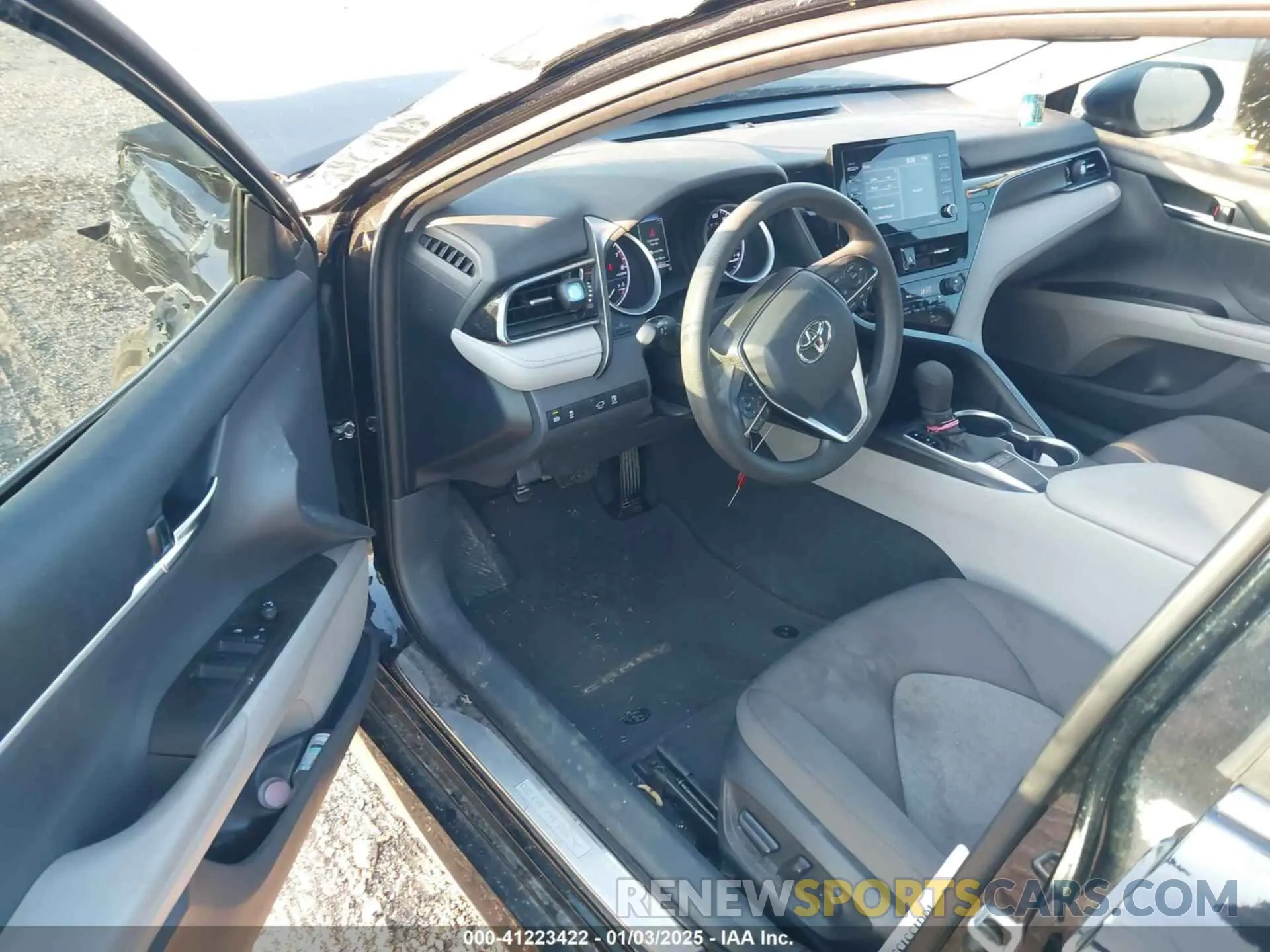 19 Фотография поврежденного автомобиля 4T1C11AK0NU692739 TOYOTA CAMRY 2022