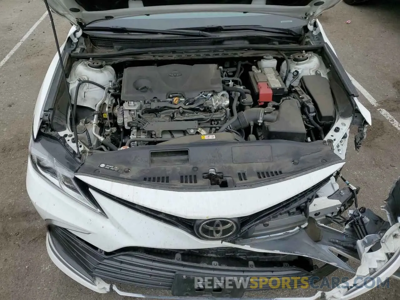 11 Photograph of a damaged car 4T1C11AK1NU072384 TOYOTA CAMRY 2022