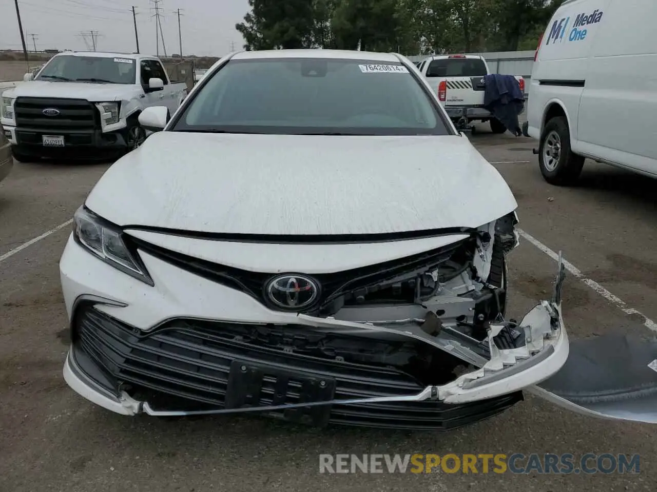 5 Photograph of a damaged car 4T1C11AK1NU072384 TOYOTA CAMRY 2022
