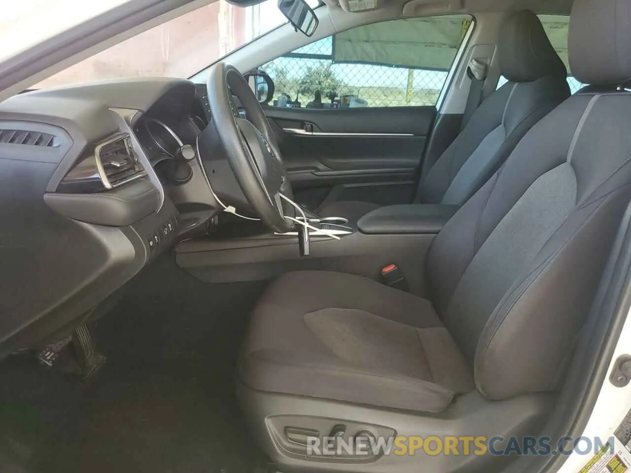 7 Фотография поврежденного автомобиля 4T1C11AK1NU625115 TOYOTA CAMRY 2022