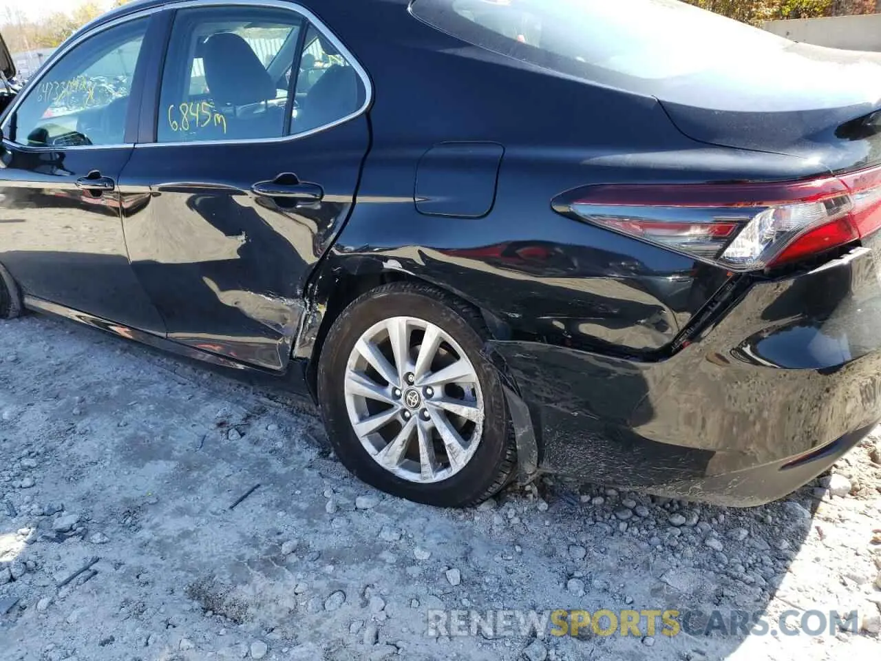 9 Photograph of a damaged car 4T1C11AK1NU648474 TOYOTA CAMRY 2022