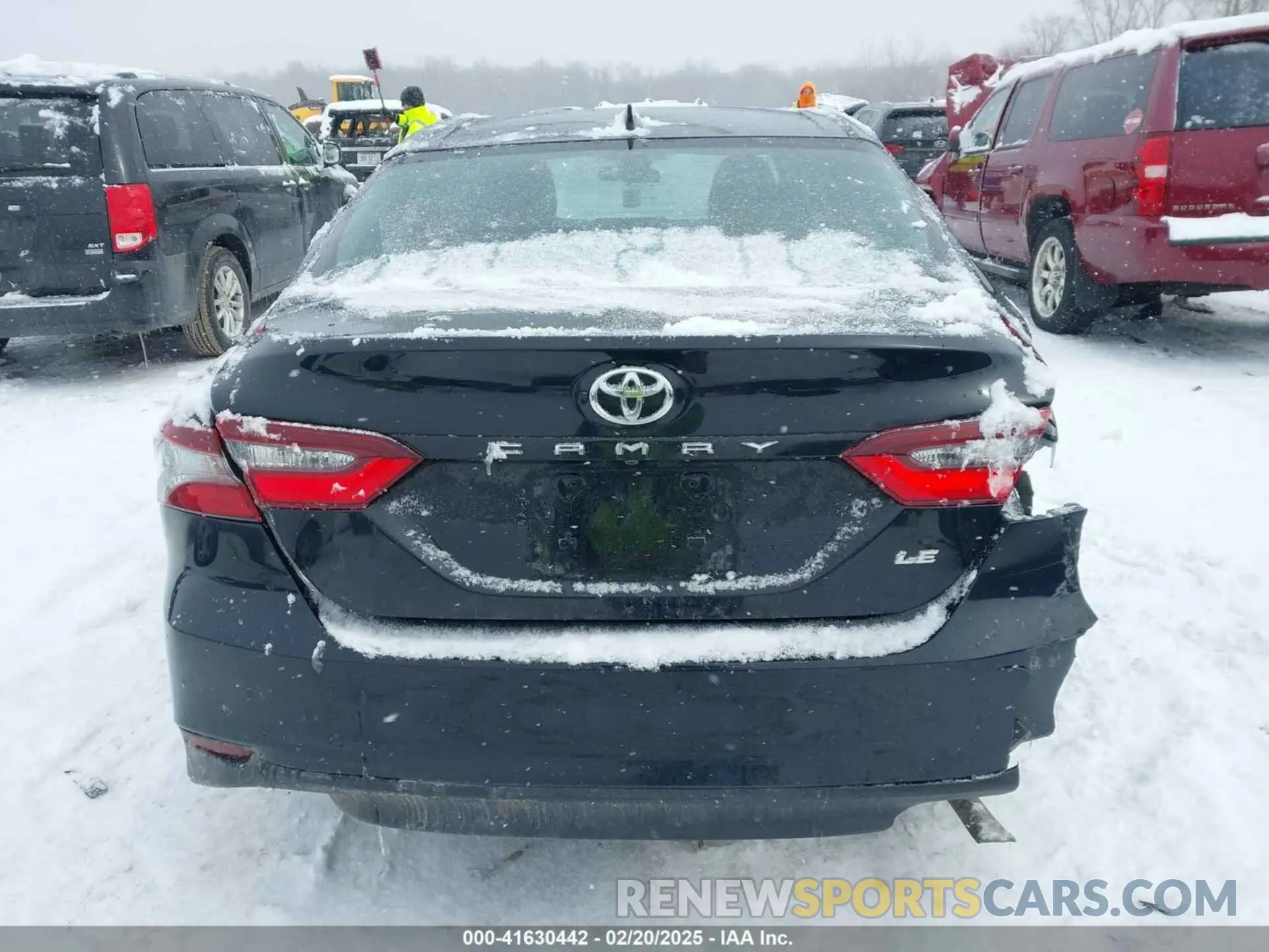 16 Photograph of a damaged car 4T1C11AK1NU650824 TOYOTA CAMRY 2022