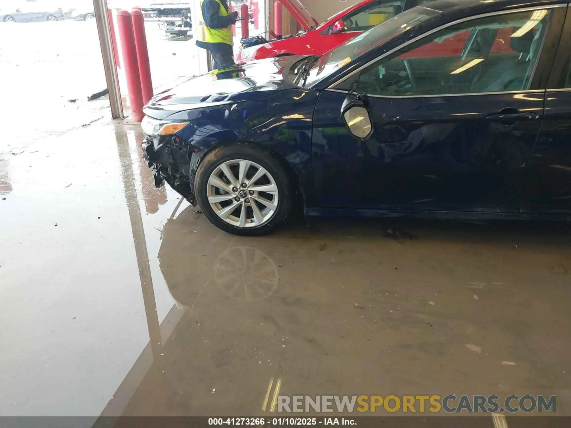 13 Photograph of a damaged car 4T1C11AK1NU652265 TOYOTA CAMRY 2022