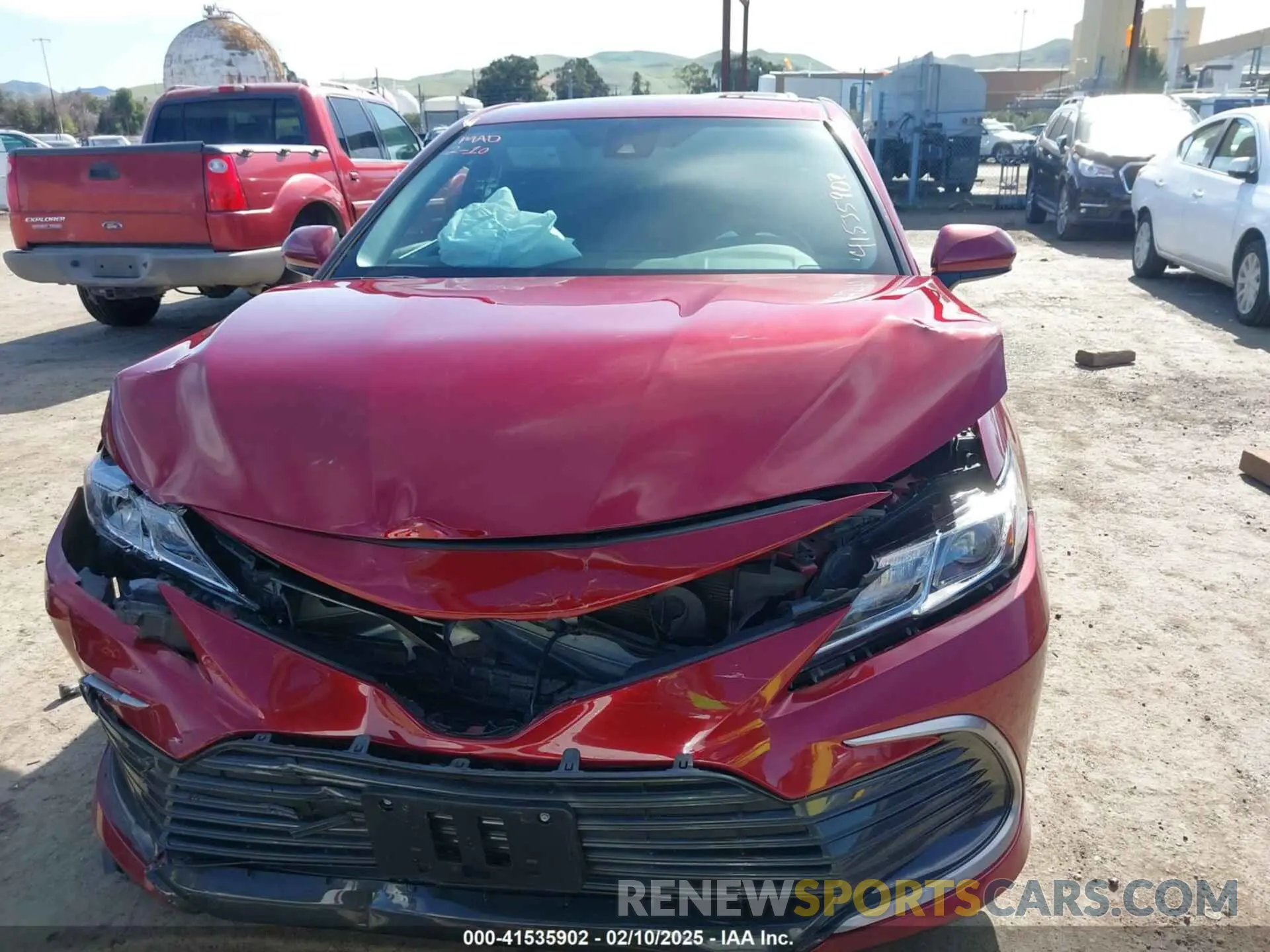 12 Photograph of a damaged car 4T1C11AK1NU660558 TOYOTA CAMRY 2022