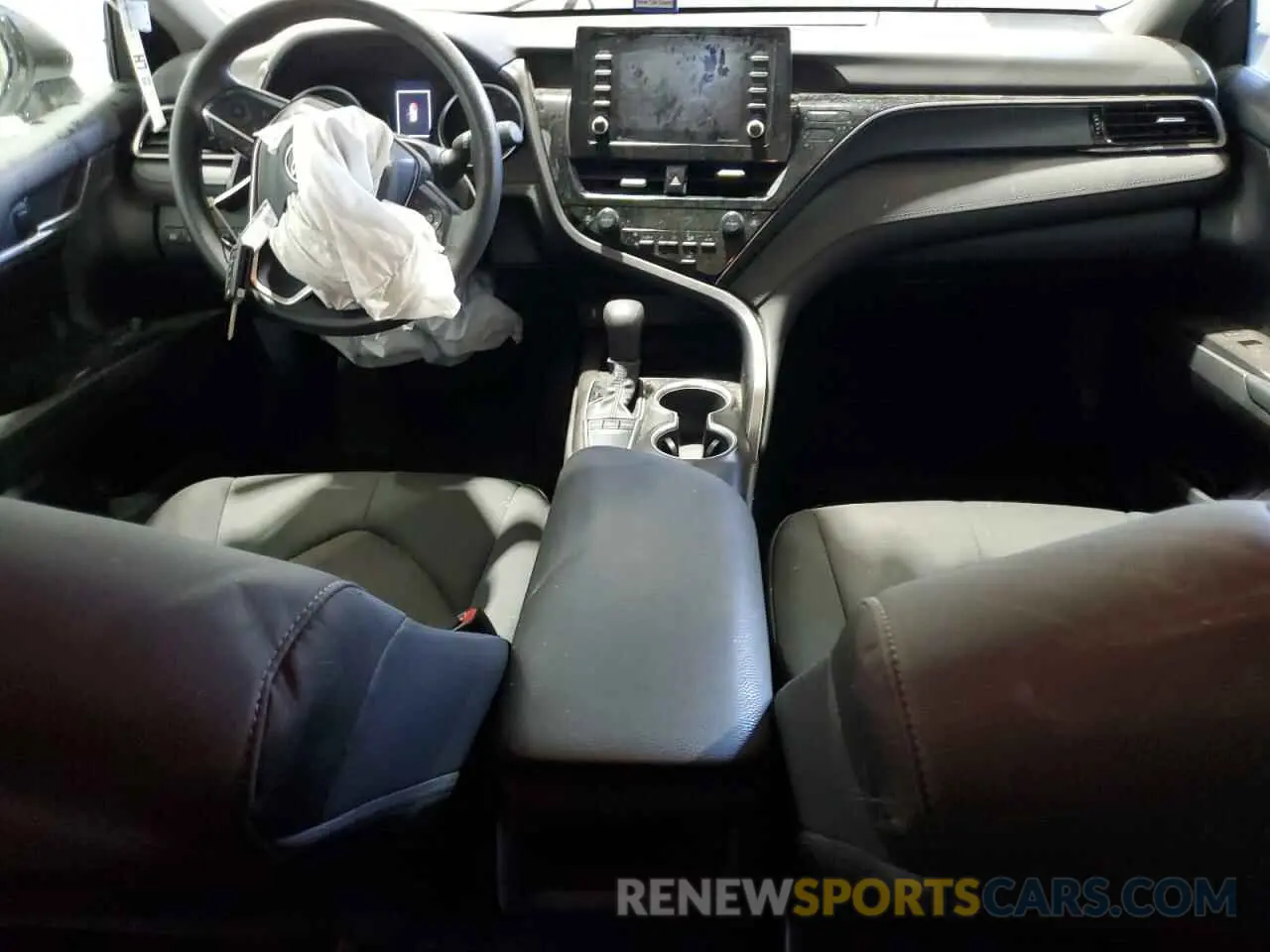 8 Фотография поврежденного автомобиля 4T1C11AK2NU074791 TOYOTA CAMRY 2022