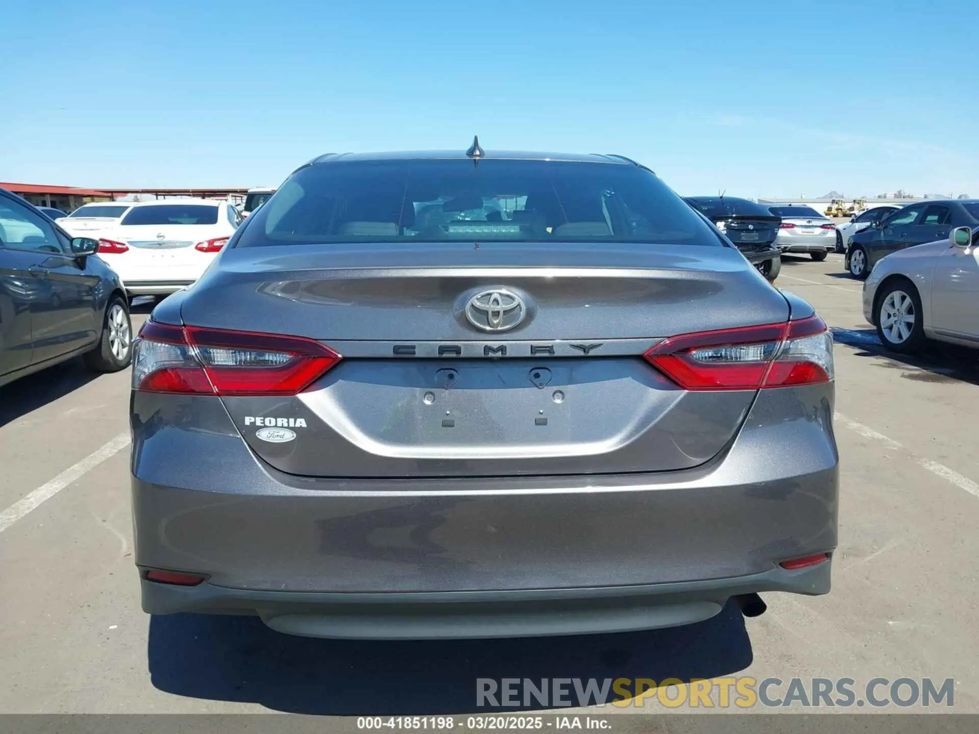 16 Photograph of a damaged car 4T1C11AK3NU068322 TOYOTA CAMRY 2022