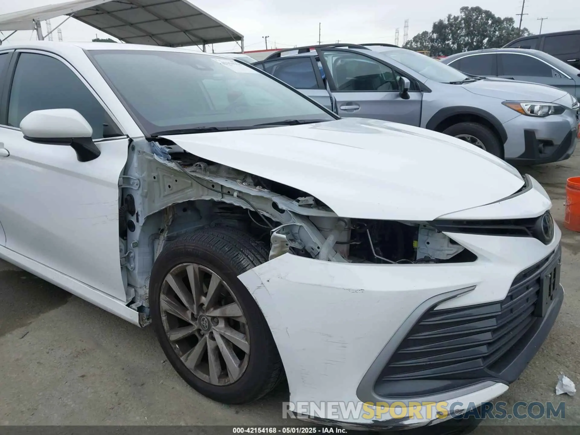 6 Photograph of a damaged car 4T1C11AK3NU625990 TOYOTA CAMRY 2022