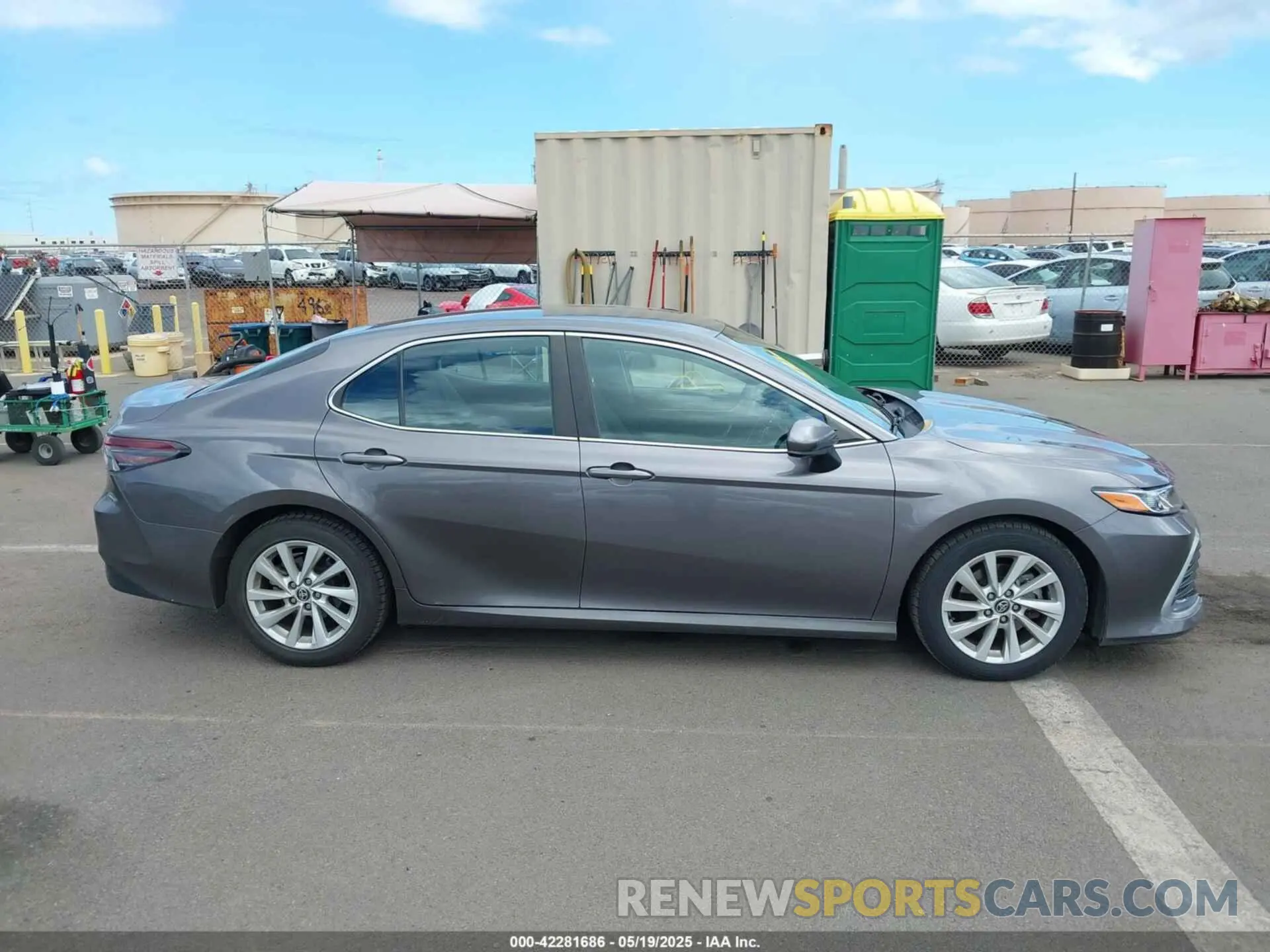 13 Photograph of a damaged car 4T1C11AK3NU643163 TOYOTA CAMRY 2022