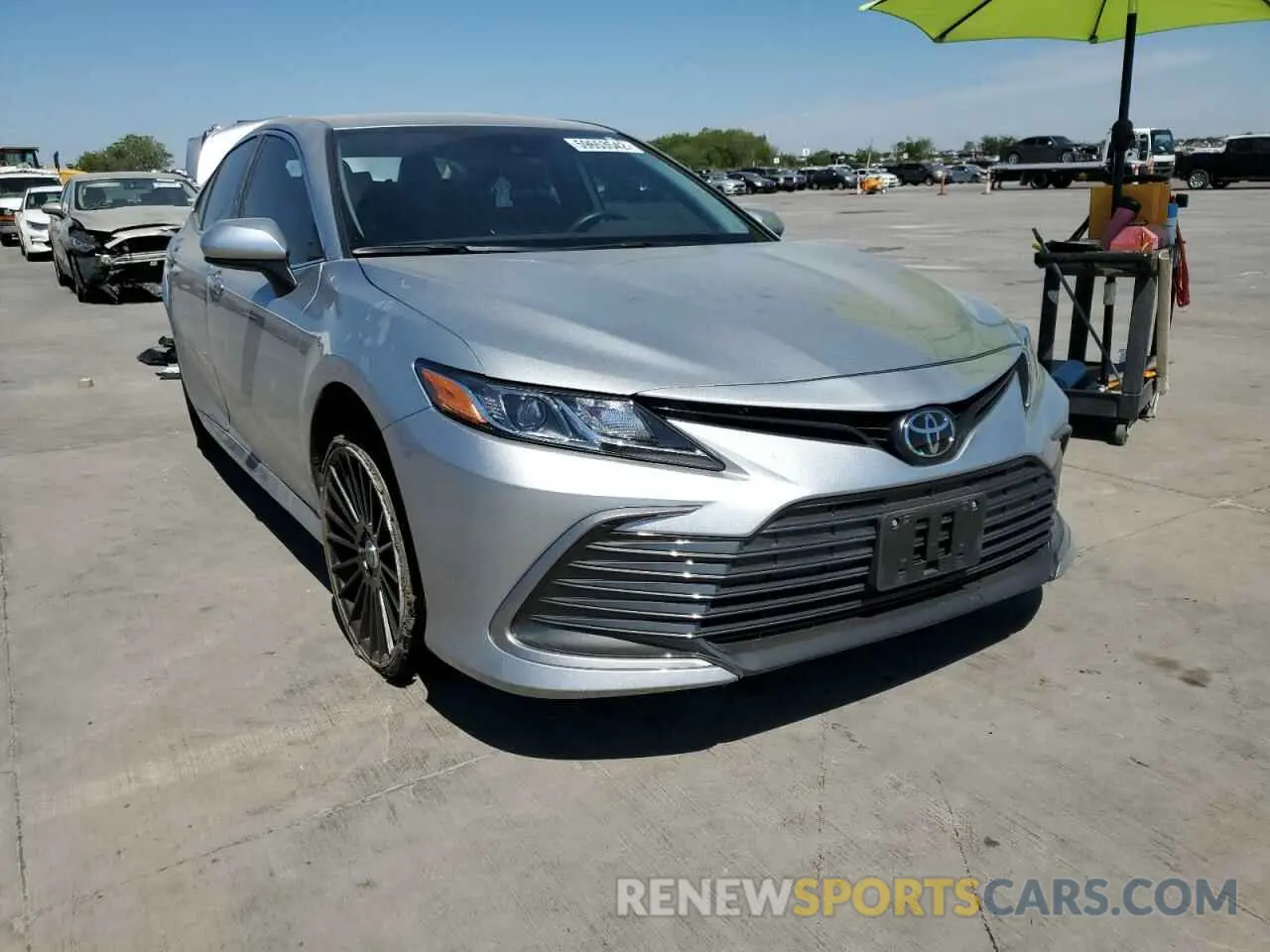 1 Фотография поврежденного автомобиля 4T1C11AK3NU686174 TOYOTA CAMRY 2022