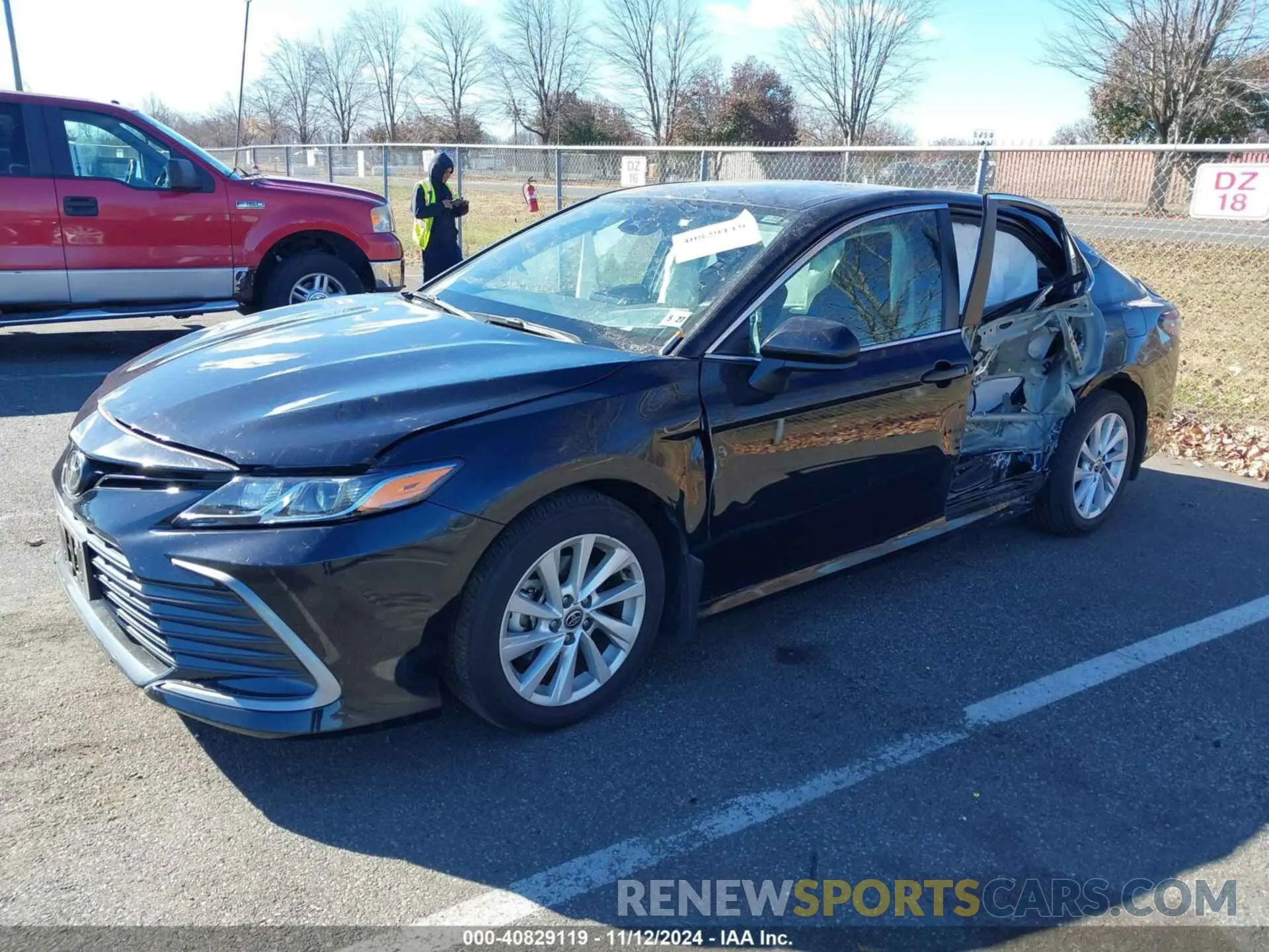 2 Photograph of a damaged car 4T1C11AK4NU052047 TOYOTA CAMRY 2022