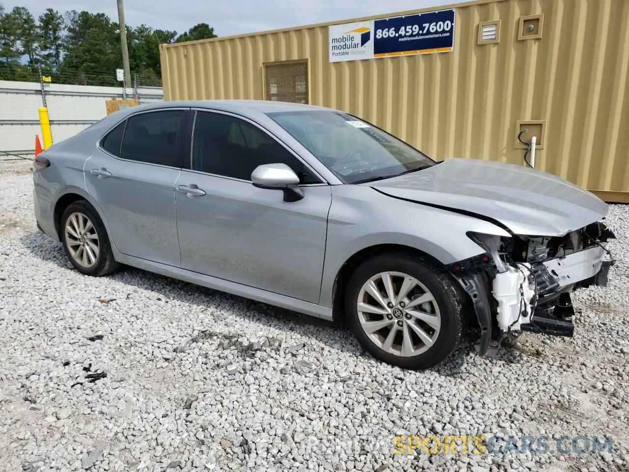 4 Photograph of a damaged car 4T1C11AK4NU058401 TOYOTA CAMRY 2022