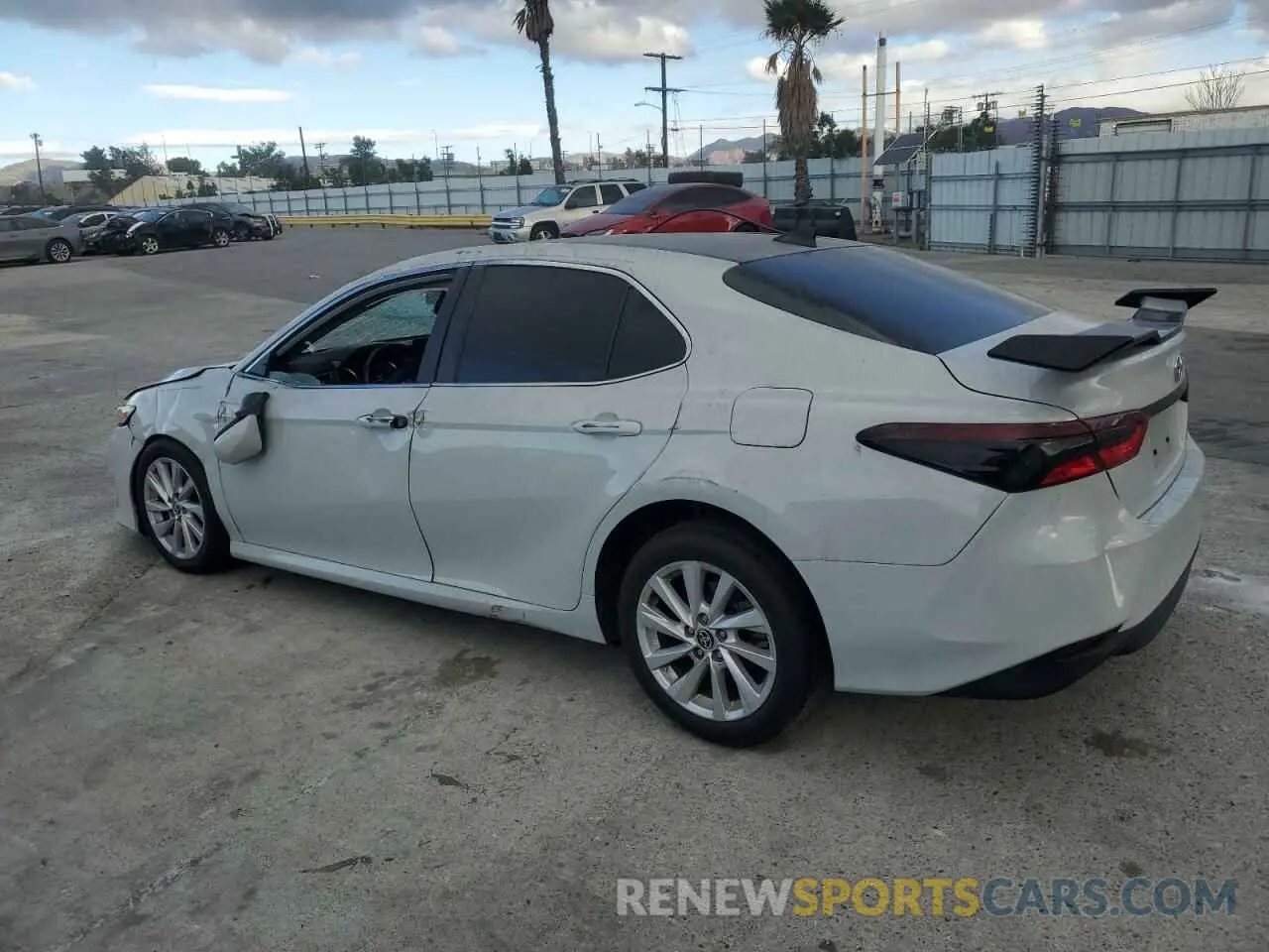 2 Фотография поврежденного автомобиля 4T1C11AK4NU067759 TOYOTA CAMRY 2022