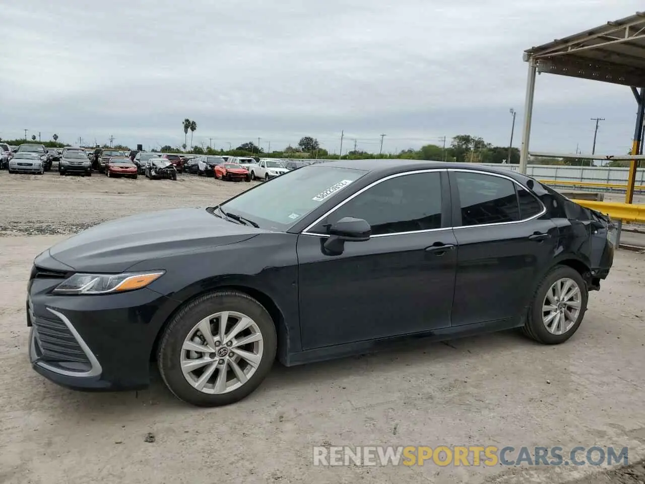 1 Photograph of a damaged car 4T1C11AK4NU649764 TOYOTA CAMRY 2022