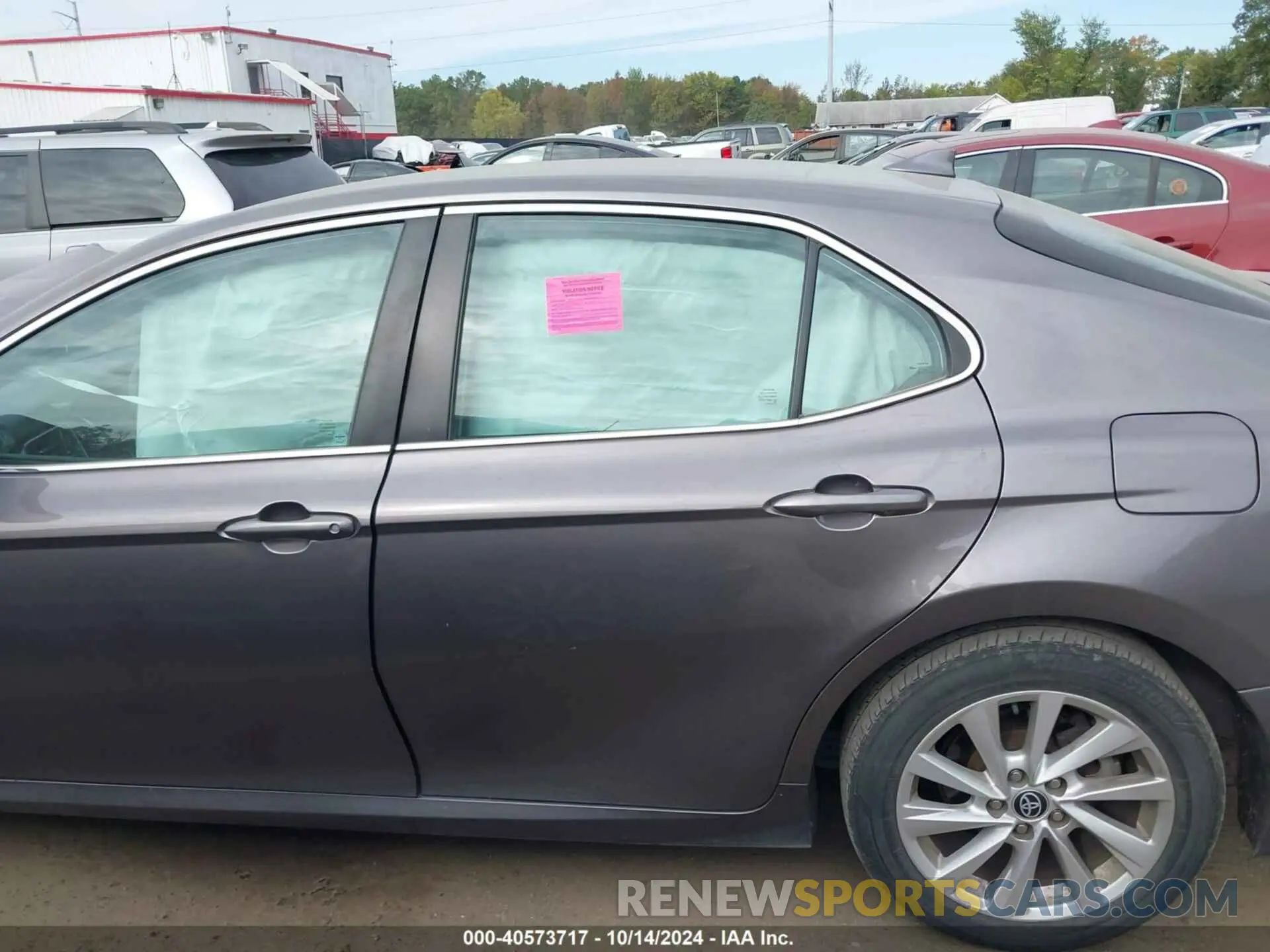 14 Photograph of a damaged car 4T1C11AK4NU680335 TOYOTA CAMRY 2022