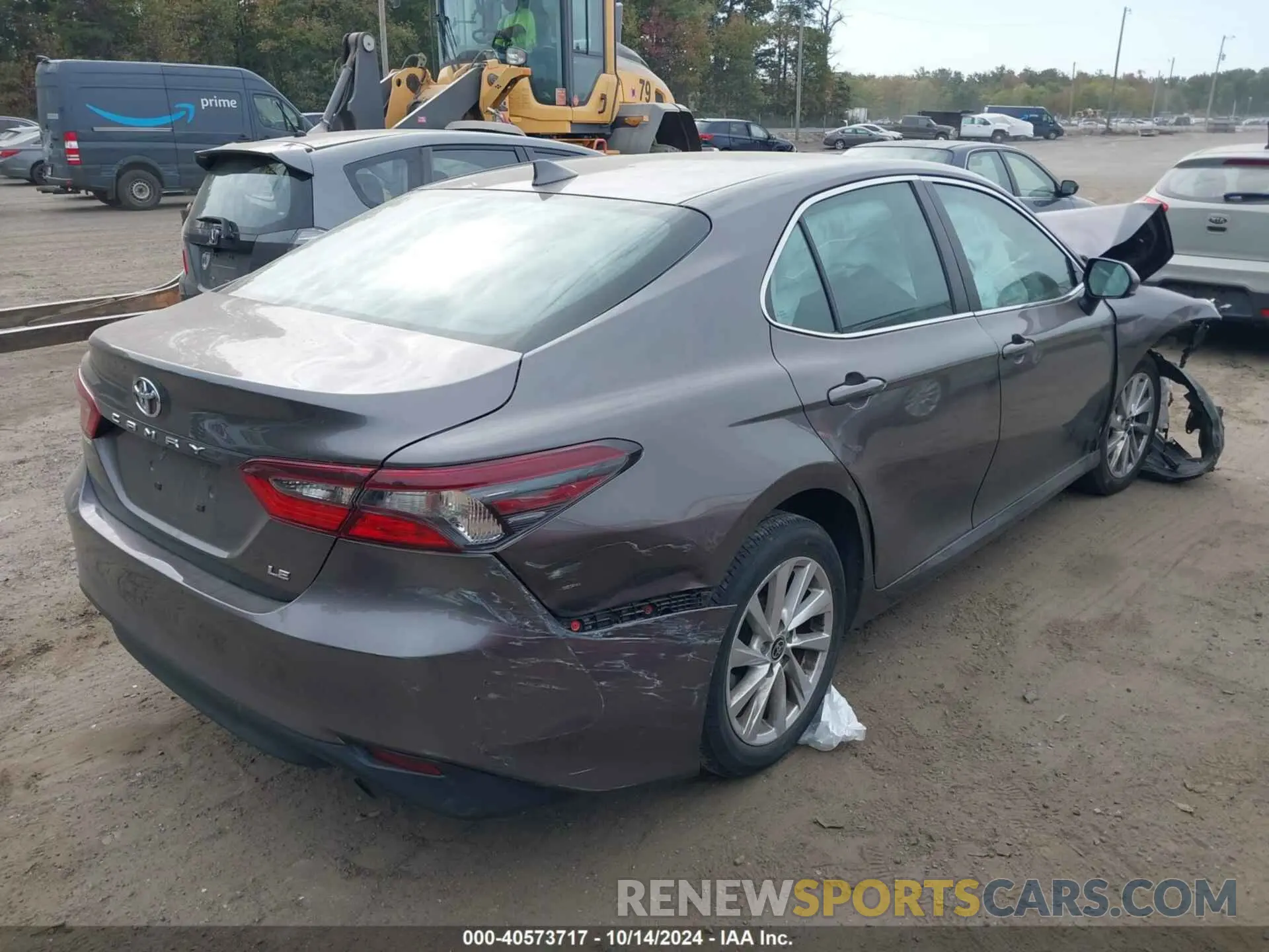 4 Photograph of a damaged car 4T1C11AK4NU680335 TOYOTA CAMRY 2022