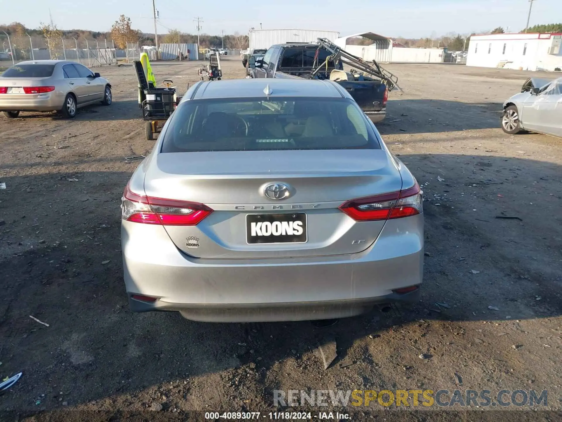 15 Photograph of a damaged car 4T1C11AK4NU685986 TOYOTA CAMRY 2022