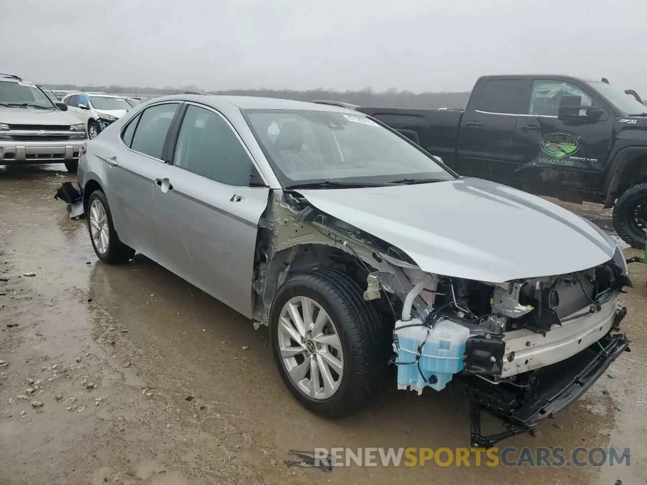 4 Фотография поврежденного автомобиля 4T1C11AK4NU686748 TOYOTA CAMRY 2022
