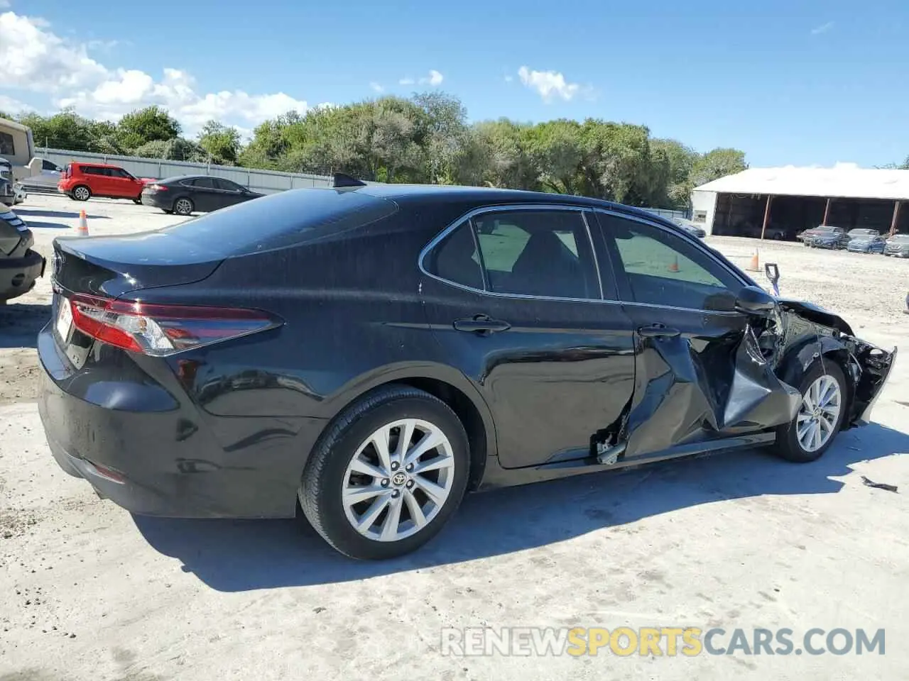 3 Photograph of a damaged car 4T1C11AK4NU691755 TOYOTA CAMRY 2022