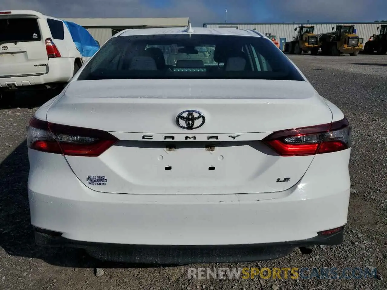6 Photograph of a damaged car 4T1C11AK4NU701359 TOYOTA CAMRY 2022