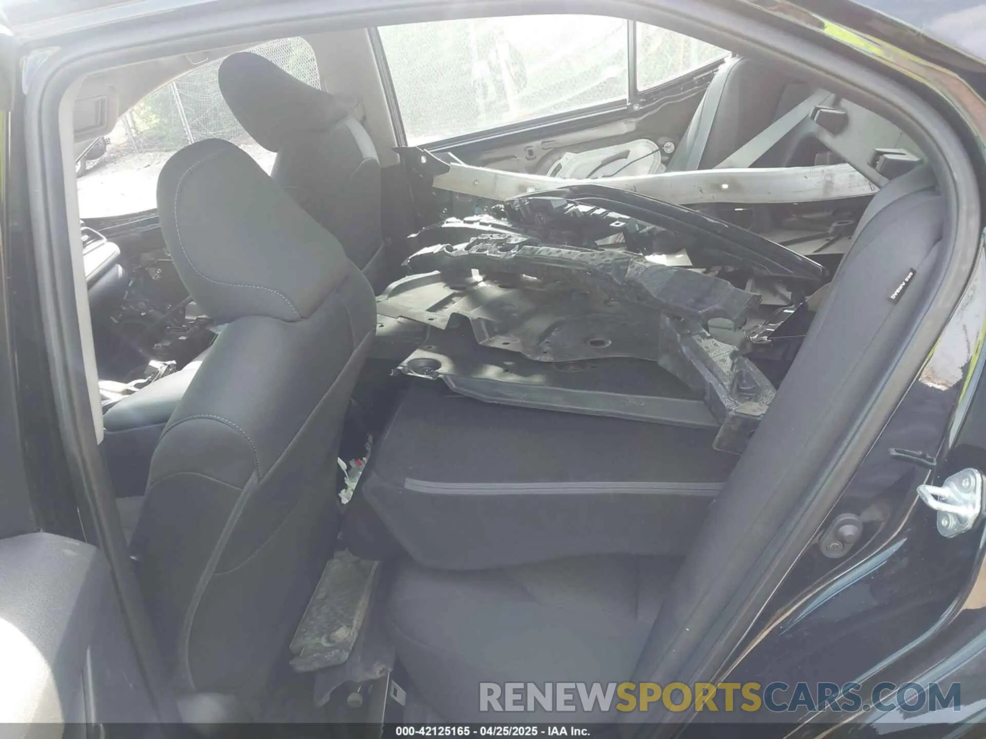 8 Photograph of a damaged car 4T1C11AK5NU016979 TOYOTA CAMRY 2022
