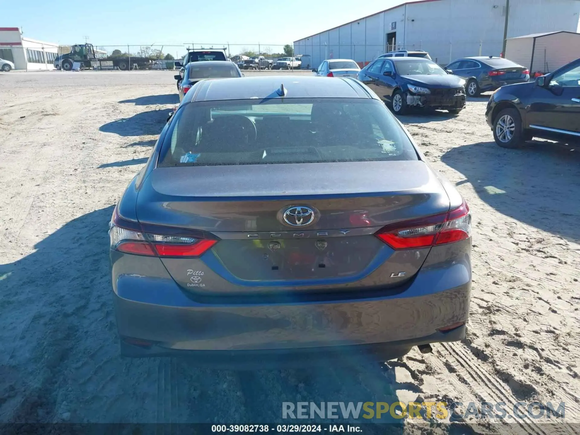 15 Photograph of a damaged car 4T1C11AK5NU034480 TOYOTA CAMRY 2022