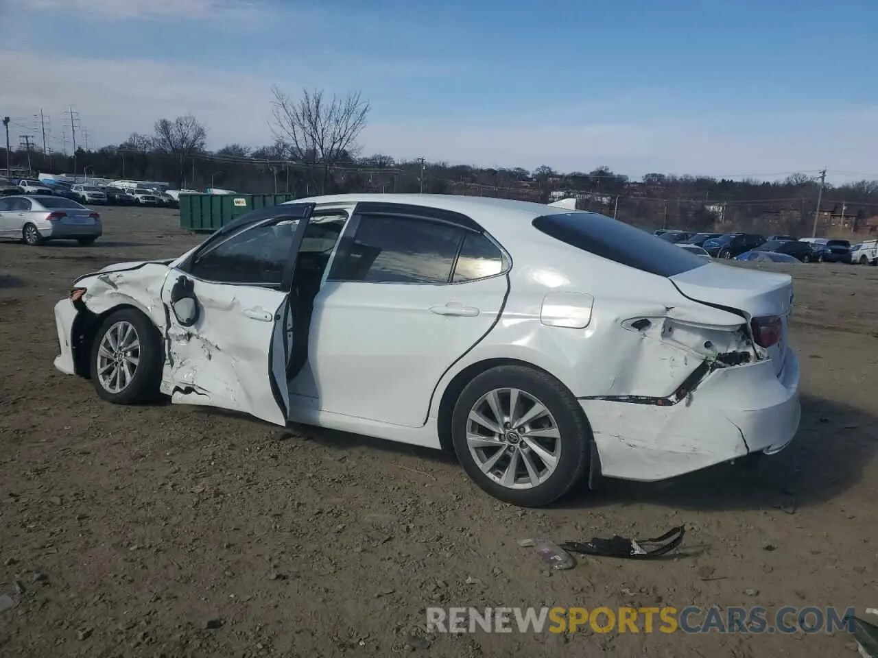 2 Photograph of a damaged car 4T1C11AK5NU681865 TOYOTA CAMRY 2022