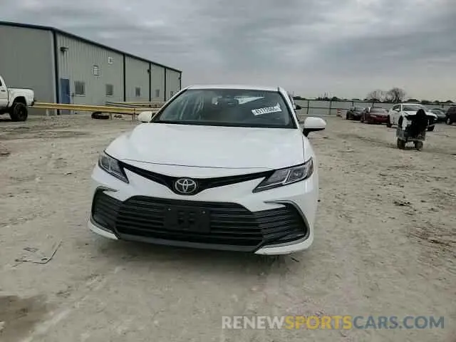 11 Фотография поврежденного автомобиля 4T1C11AK5NU696477 TOYOTA CAMRY 2022