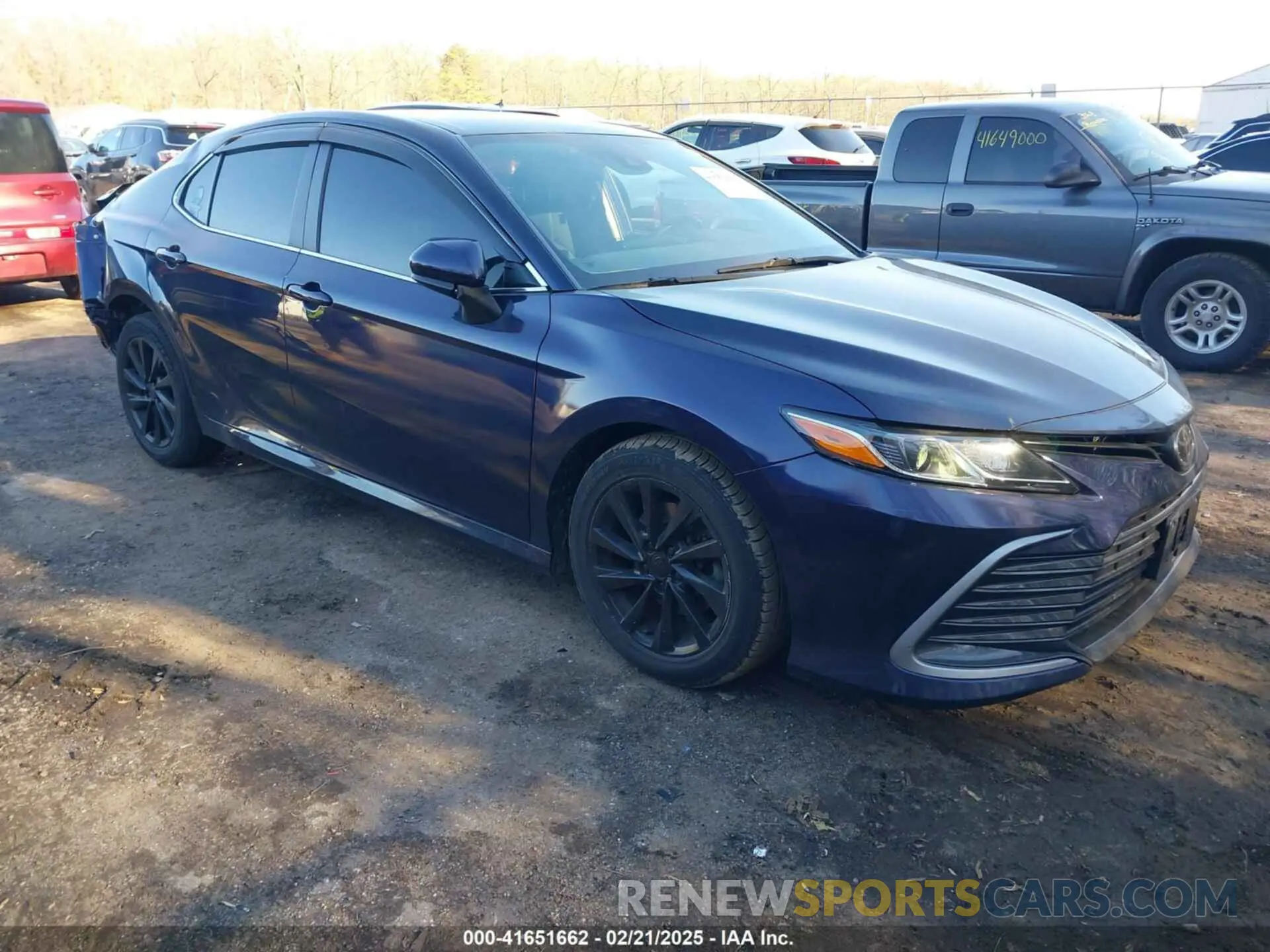 1 Фотография поврежденного автомобиля 4T1C11AK5NU719000 TOYOTA CAMRY 2022