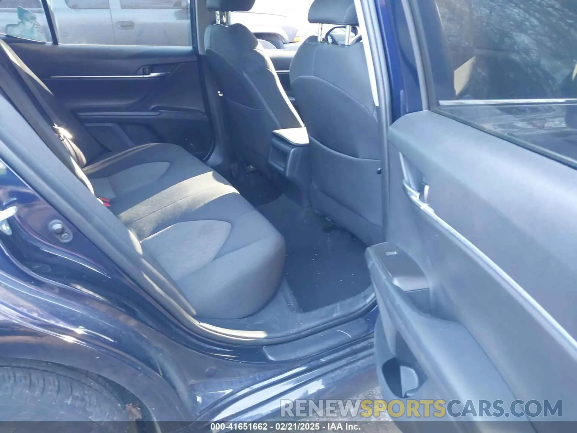 8 Фотография поврежденного автомобиля 4T1C11AK5NU719000 TOYOTA CAMRY 2022