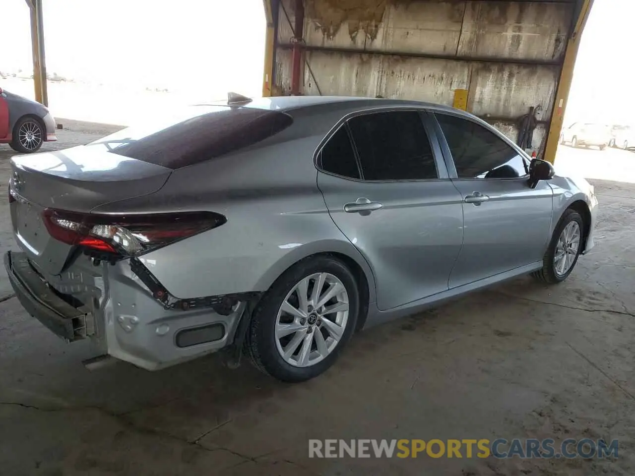 3 Photograph of a damaged car 4T1C11AK6NU009698 TOYOTA CAMRY 2022