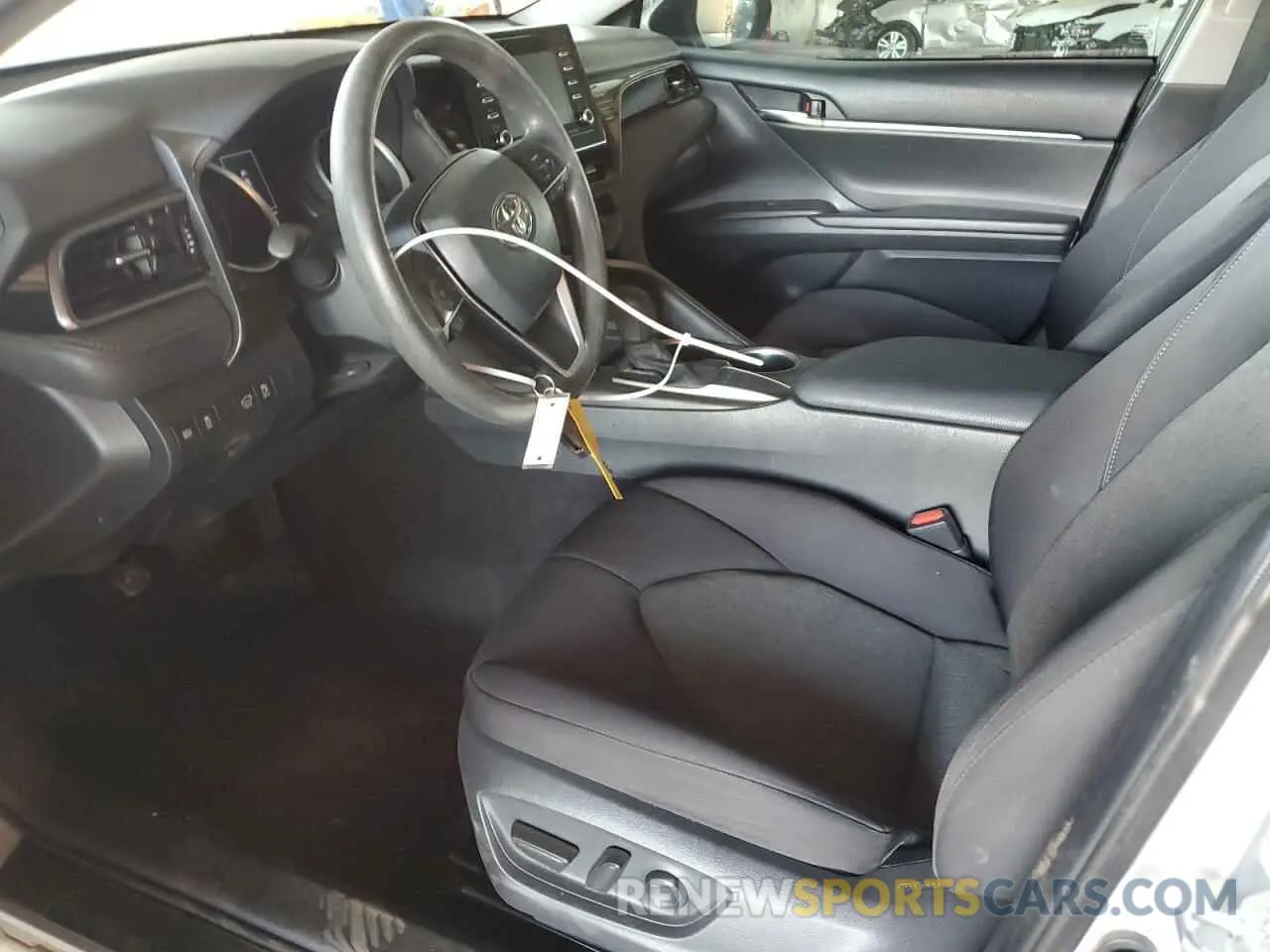 7 Photograph of a damaged car 4T1C11AK6NU009698 TOYOTA CAMRY 2022