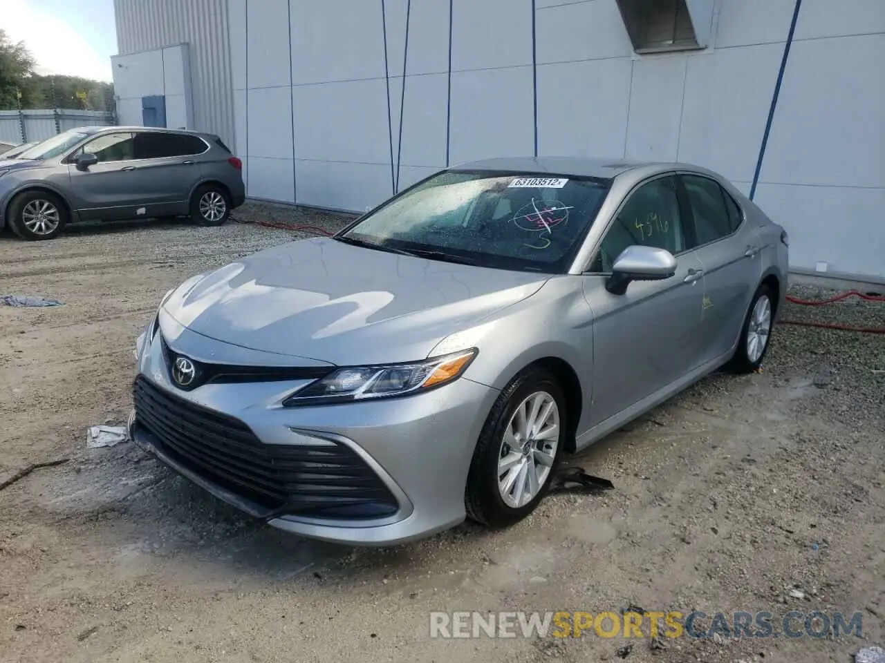 2 Photograph of a damaged car 4T1C11AK6NU051000 TOYOTA CAMRY 2022