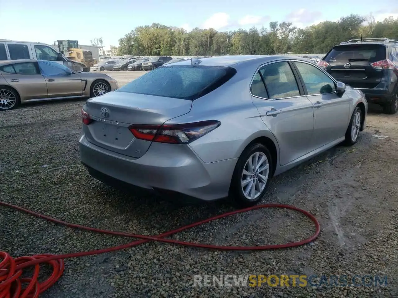 4 Photograph of a damaged car 4T1C11AK6NU051000 TOYOTA CAMRY 2022