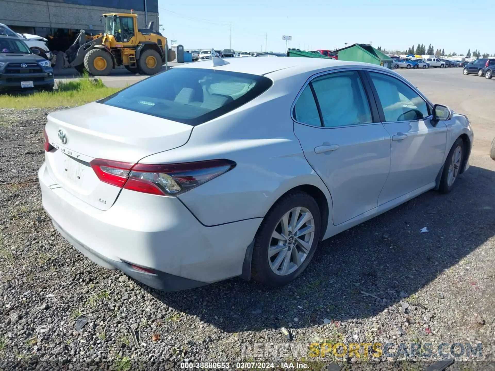 4 Фотография поврежденного автомобиля 4T1C11AK6NU051711 TOYOTA CAMRY 2022
