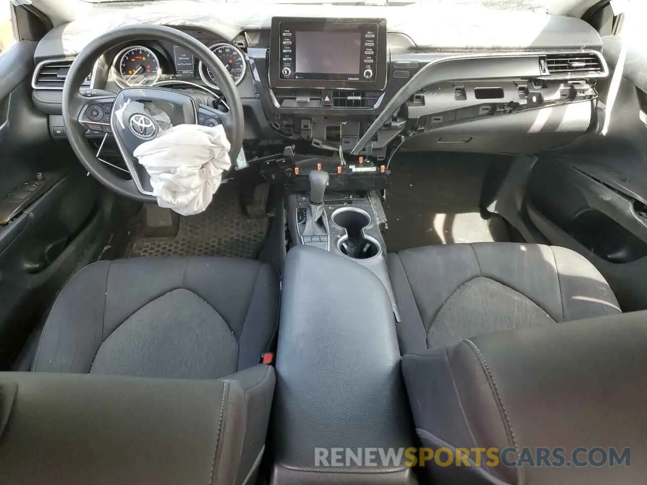 8 Фотография поврежденного автомобиля 4T1C11AK6NU636711 TOYOTA CAMRY 2022