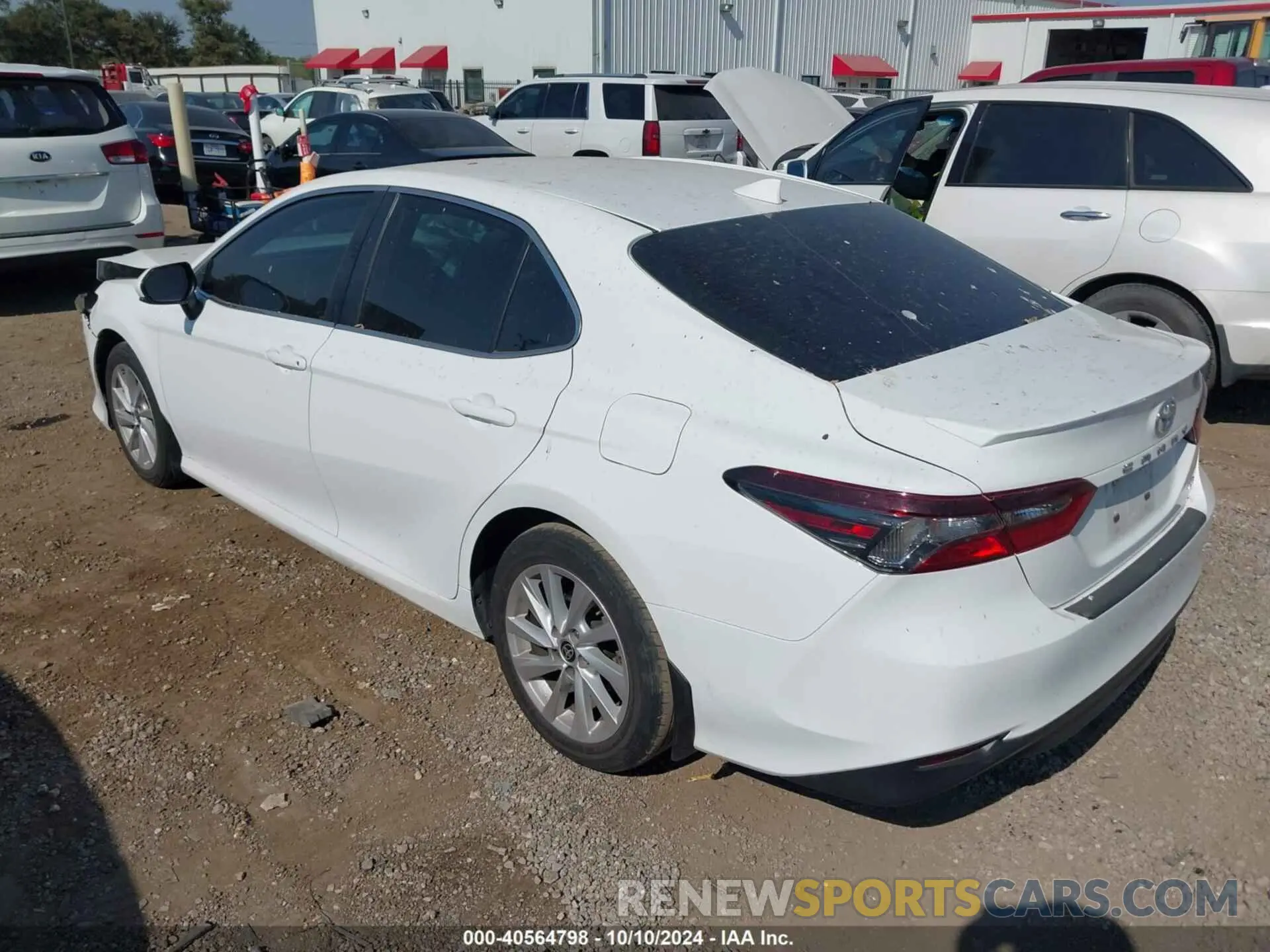 3 Photograph of a damaged car 4T1C11AK6NU696231 TOYOTA CAMRY 2022