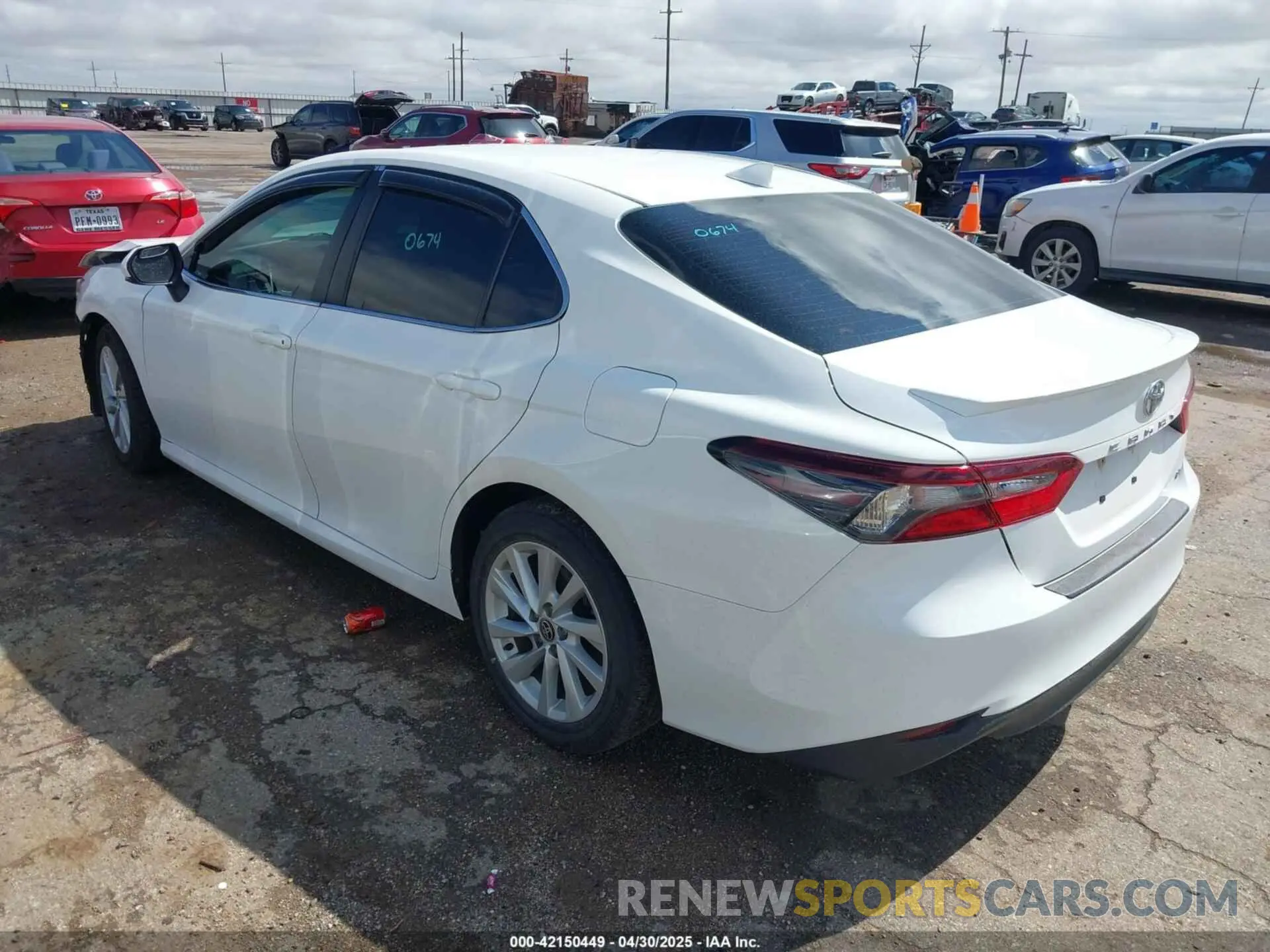3 Photograph of a damaged car 4T1C11AK7NU055797 TOYOTA CAMRY 2022