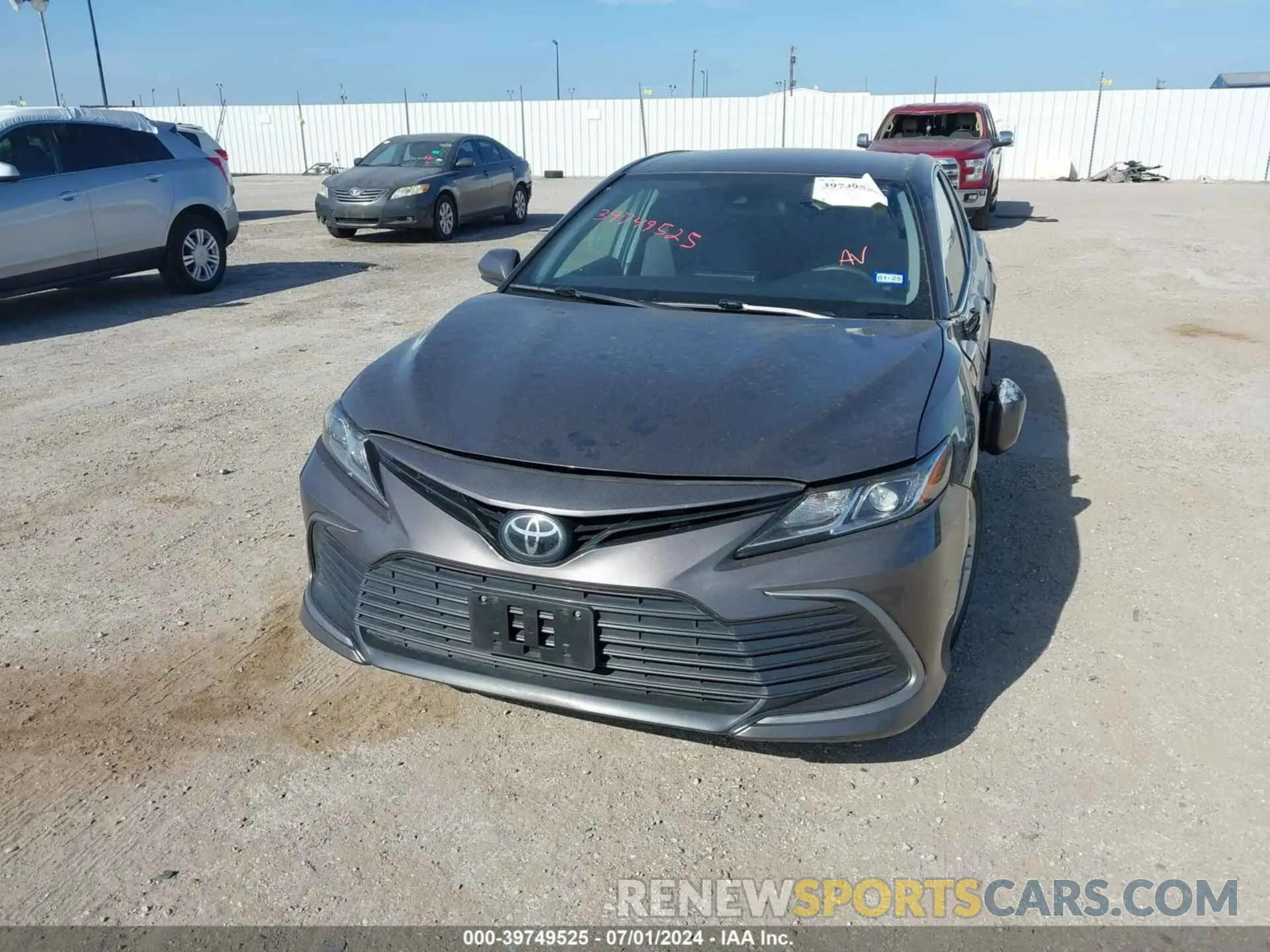 12 Photograph of a damaged car 4T1C11AK7NU676294 TOYOTA CAMRY 2022