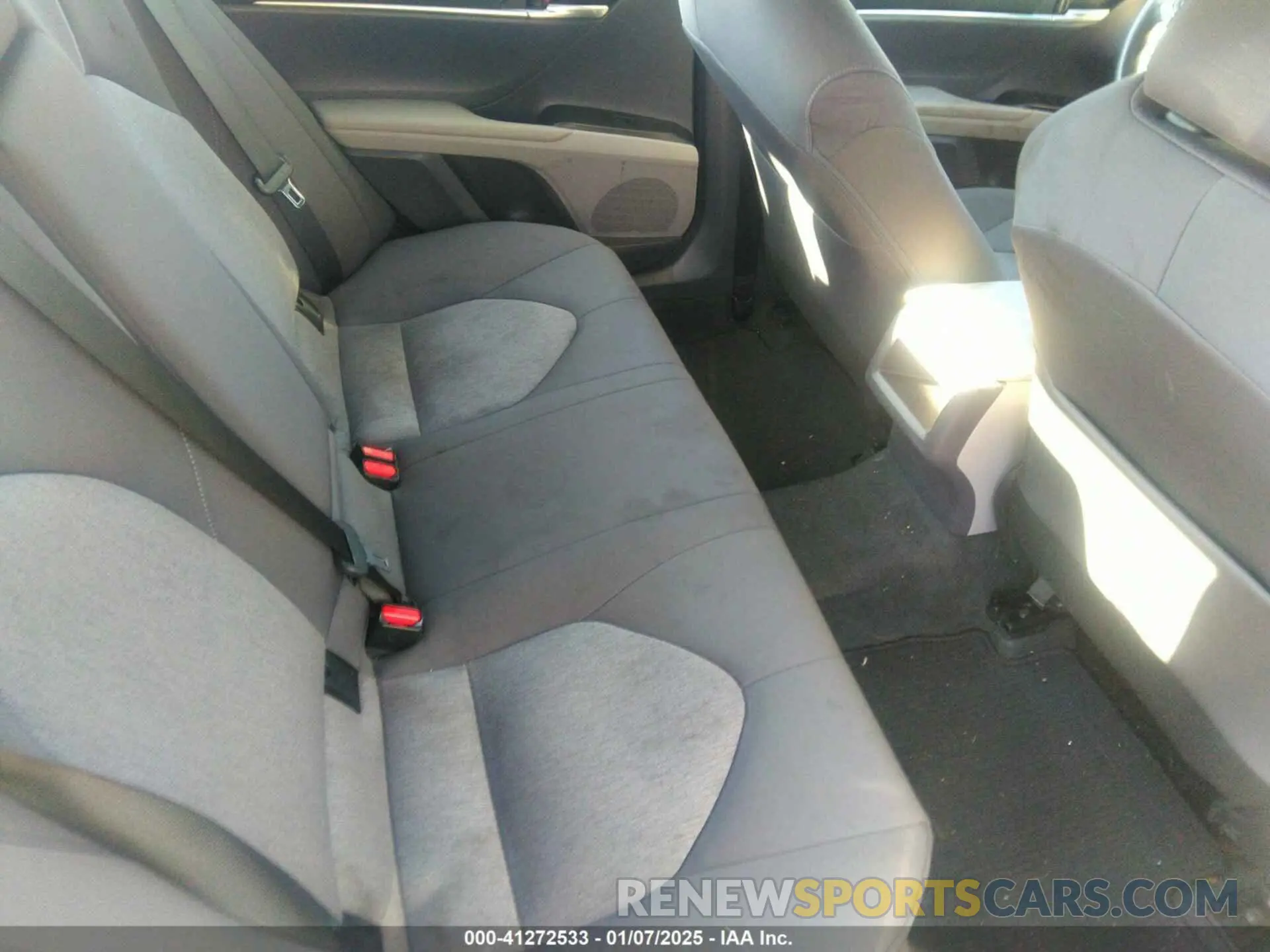 8 Фотография поврежденного автомобиля 4T1C11AK8NU499948 TOYOTA CAMRY 2022