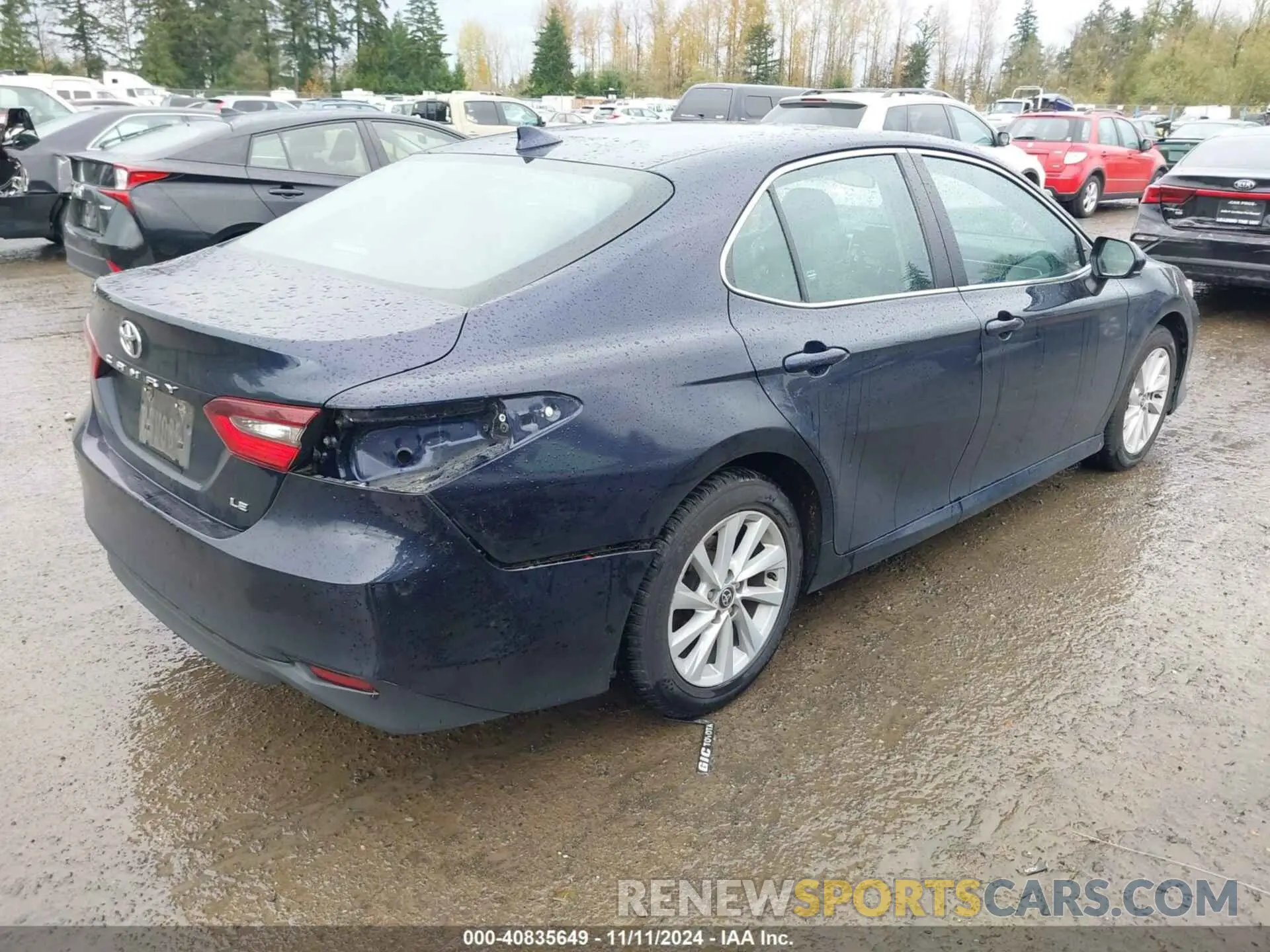 4 Photograph of a damaged car 4T1C11AK8NU623779 TOYOTA CAMRY 2022