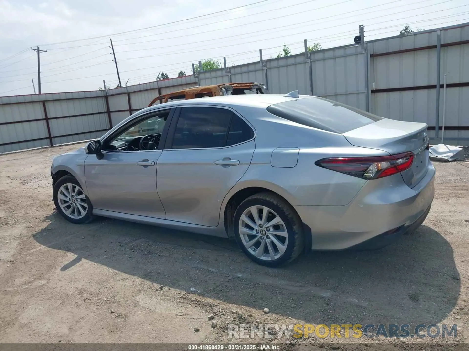 15 Фотография поврежденного автомобиля 4T1C11AK8NU630618 TOYOTA CAMRY 2022