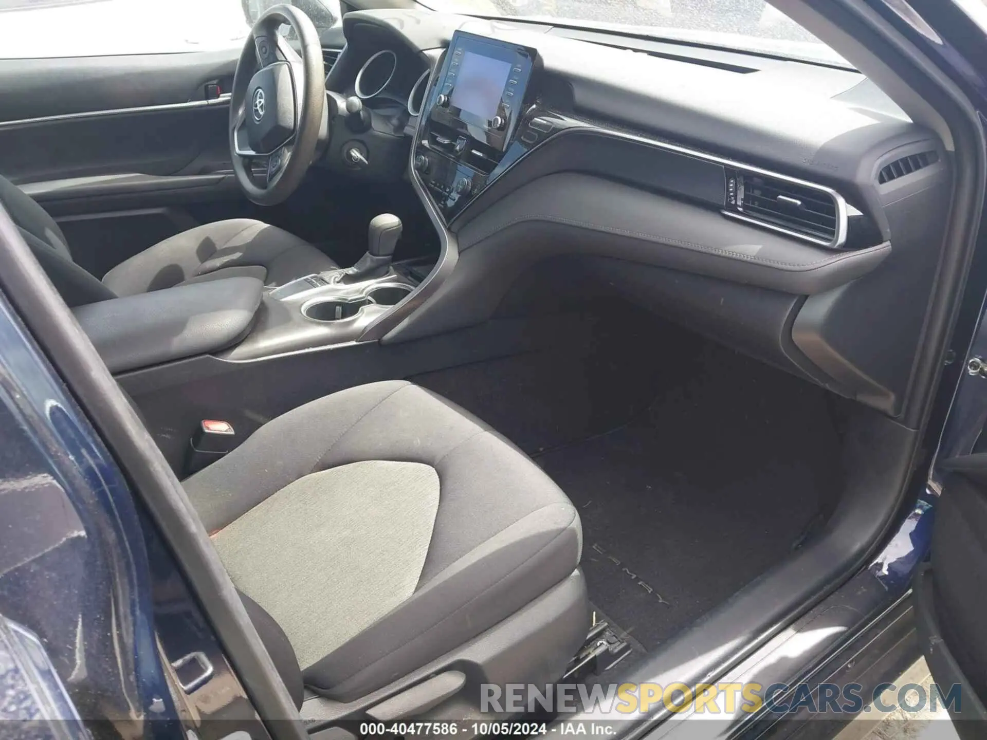 5 Фотография поврежденного автомобиля 4T1C11AK8NU632109 TOYOTA CAMRY 2022
