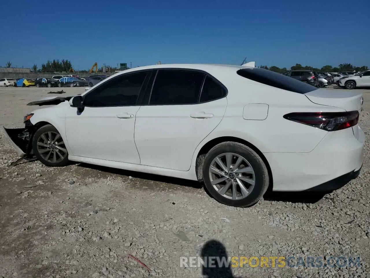 2 Фотография поврежденного автомобиля 4T1C11AK8NU638105 TOYOTA CAMRY 2022