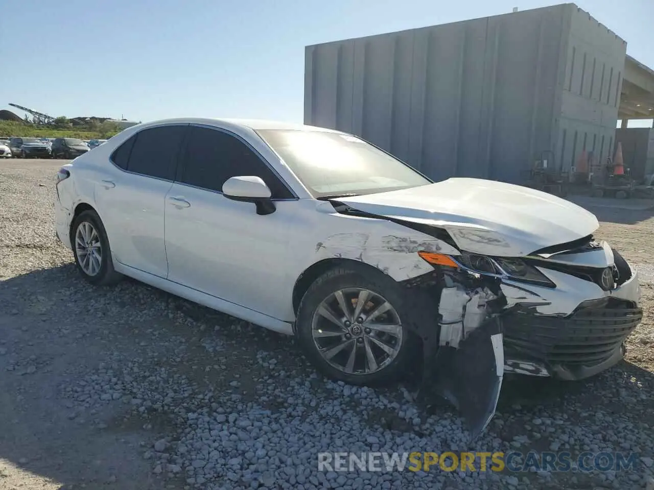 4 Фотография поврежденного автомобиля 4T1C11AK8NU638105 TOYOTA CAMRY 2022