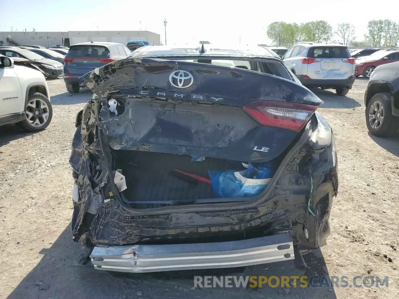 6 Фотография поврежденного автомобиля 4T1C11AK8NU639268 TOYOTA CAMRY 2022