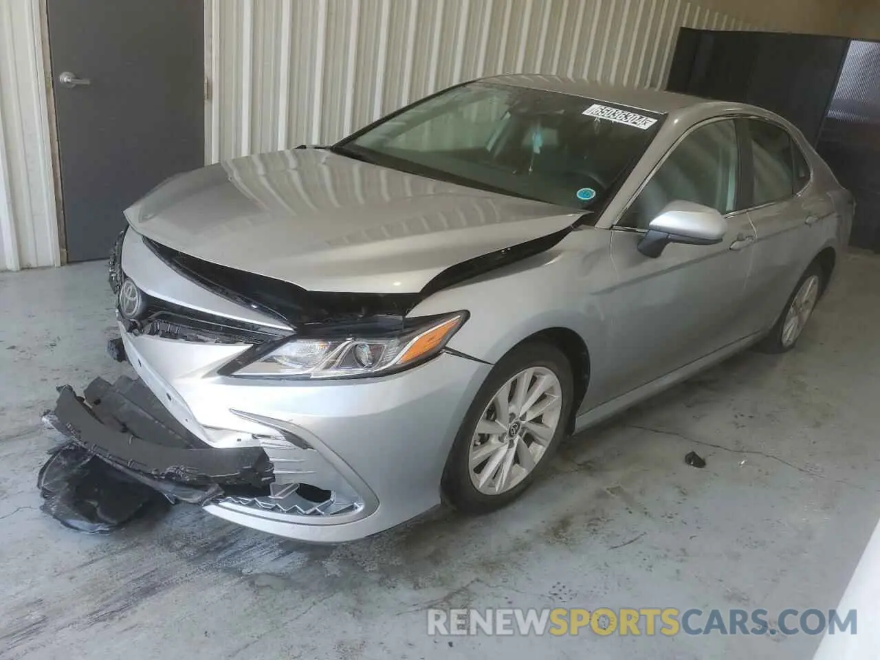 1 Photograph of a damaged car 4T1C11AK8NU648648 TOYOTA CAMRY 2022