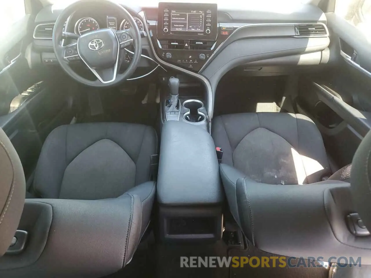 8 Фотография поврежденного автомобиля 4T1C11AK8NU653641 TOYOTA CAMRY 2022