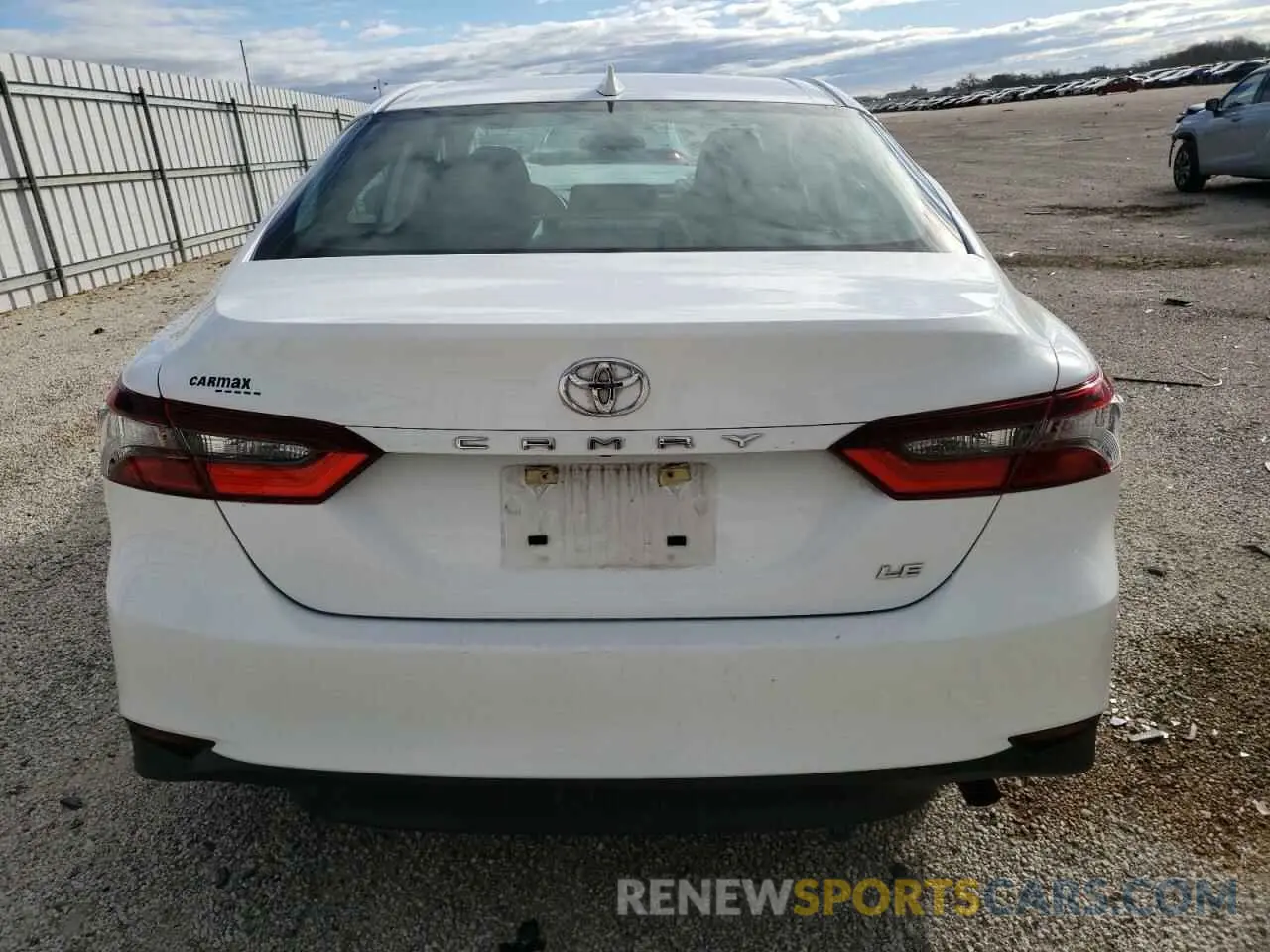 6 Photograph of a damaged car 4T1C11AK8NU665689 TOYOTA CAMRY 2022