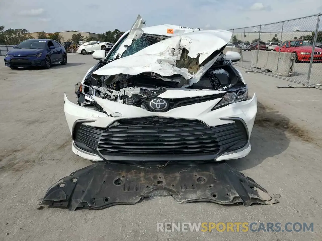 5 Photograph of a damaged car 4T1C11AK8NU674179 TOYOTA CAMRY 2022